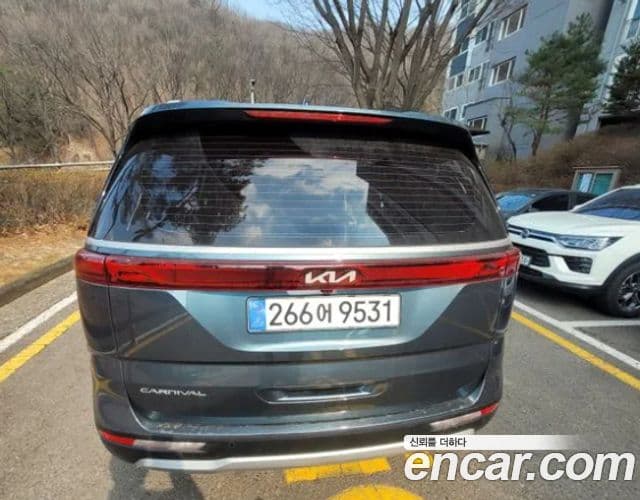 Kia Carnival 2022 — Şəkil 3/14