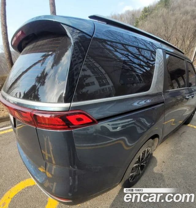 Kia Carnival 2022 — Şəkil 7/14