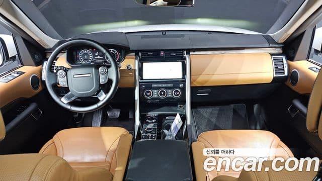 Land Rover Discovery 5 2018 — ფოტო 7/20