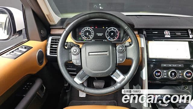 Land Rover Discovery 5 2018 — ფოტო 12/20