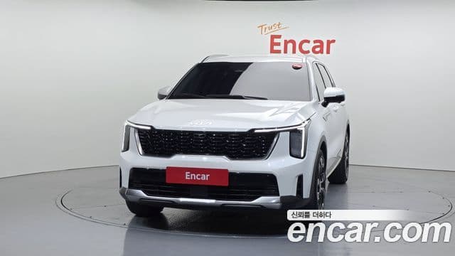 Kia Sorento 2023 — ფოტო 3/20