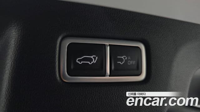Kia Sorento 2023 — ფოტო 16/20
