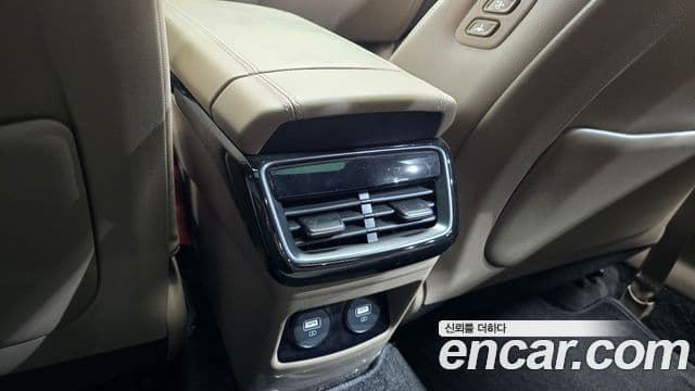 Kia K8 2021 — Şəkil 27/35