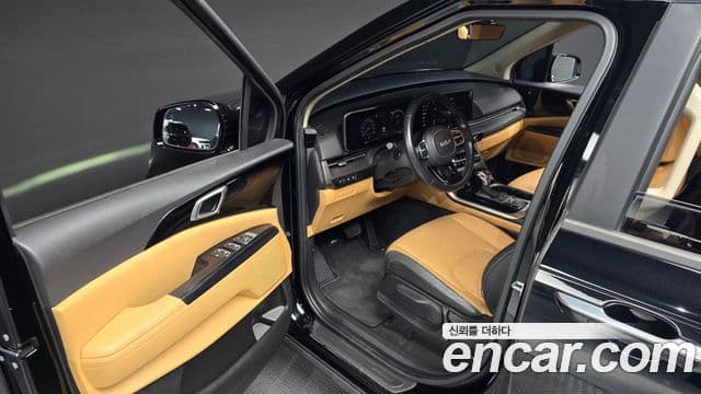 Kia Carnival 2022 — ფოტო 11/20