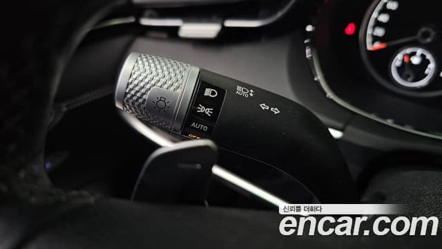 Genesis GV70 2022 — Şəkil 26/30