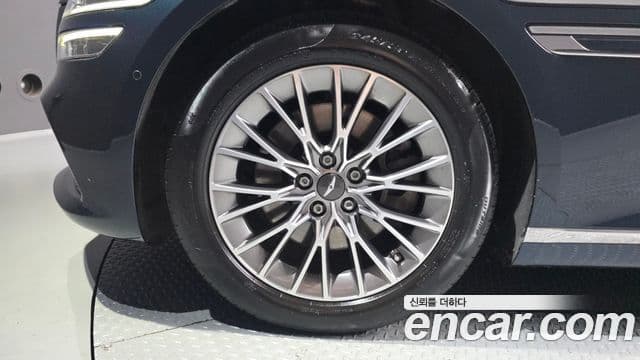 Genesis Electrified G80 2021 — ფოტო 5/20