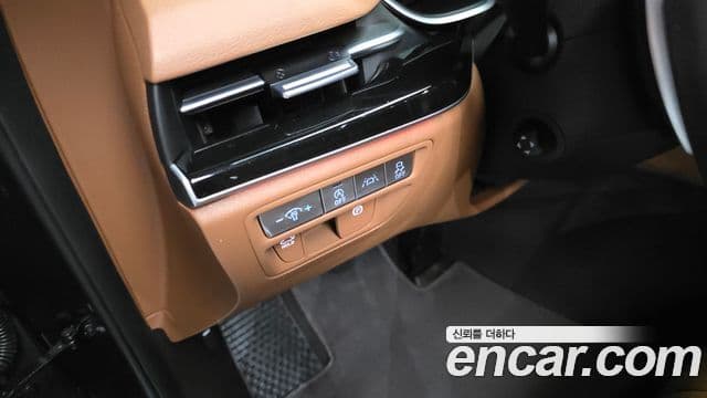 Genesis G80 2021 — Photo 18/35