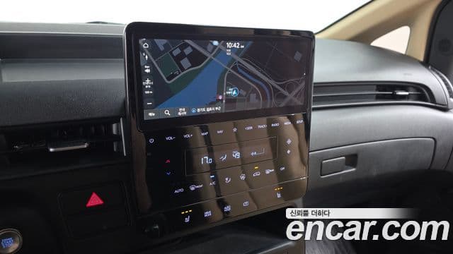 Hyundai Staria 2023 — Фото 13/20