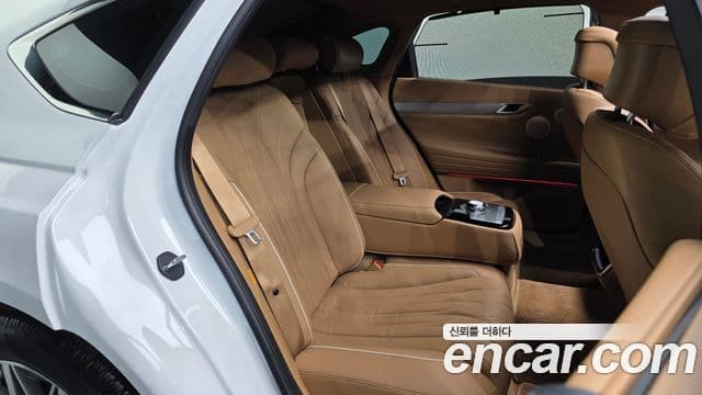 Genesis G80 2024 — ფოტო 30/34