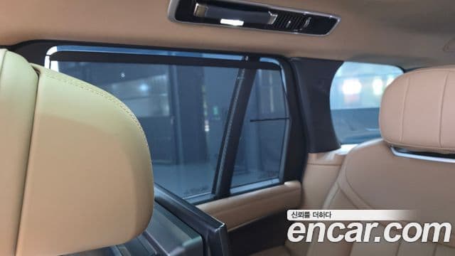 Land Rover Range Rover 2023 — Photo 6/43