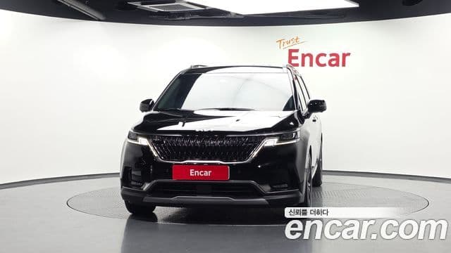 Kia Carnival 2022 — ფოტო 3/20