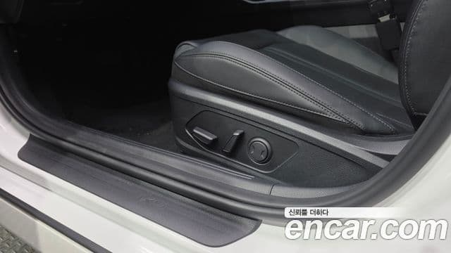Kia K5 2024 — ფოტო 18/20