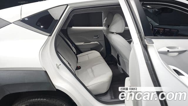 Hyundai Kona 2024 — ფოტო 11/20