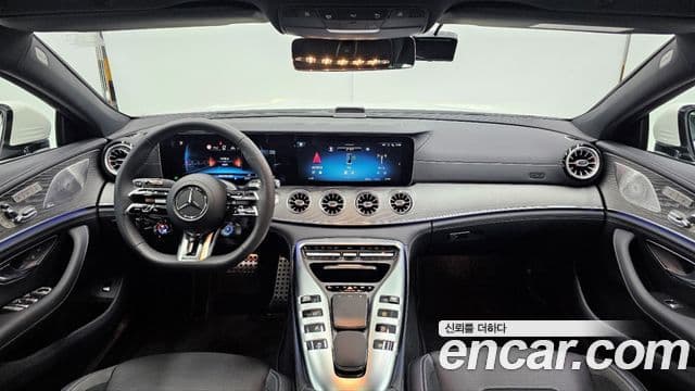 Mercedes-Benz AMG GT 2025 — ფოტო 7/20