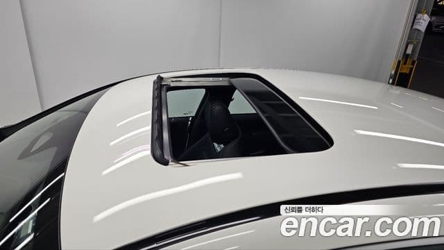 Mercedes-Benz AMG GT 2025 — ფოტო 12/20