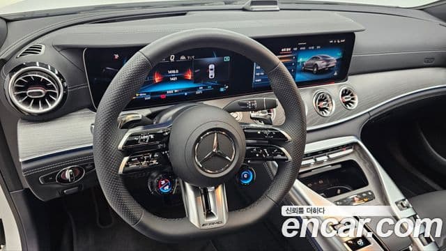 Mercedes-Benz AMG GT 2025 — ფოტო 13/20