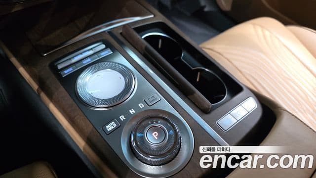 Genesis Electrified G80 2022 — ფოტო 9/20