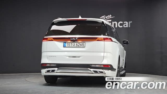 Kia Carnival 2022 — Фото 4/20