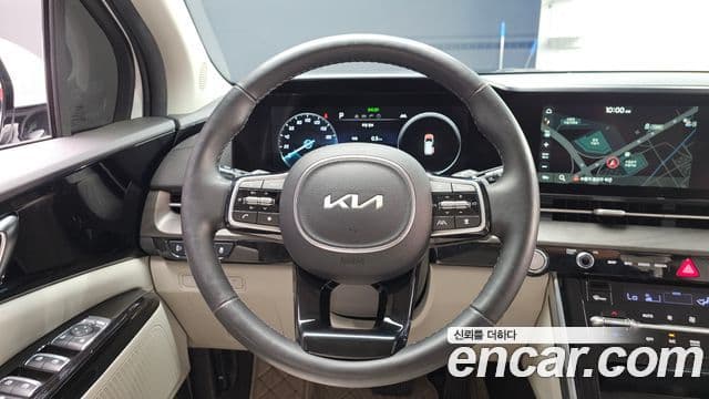 Kia Carnival 2022 — Фото 13/20