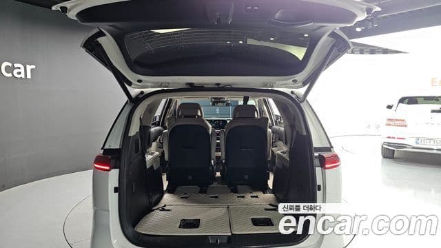 Kia Carnival 2022 — Фото 20/20