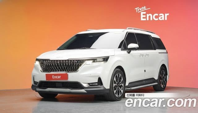 Kia Carnival 2022 — Фото 1/20