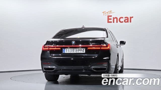 BMW 7 Series 2019 — ფოტო 4/20