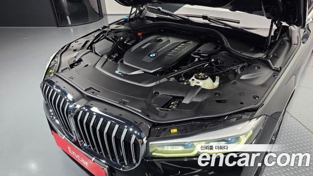 BMW 7 Series 2019 — ფოტო 6/20