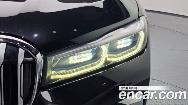 BMW 7 Series 2019 — Photo 4/34
