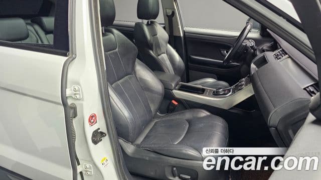 Land Rover Range Rover Evoque 2018 — Şəkil 14/20