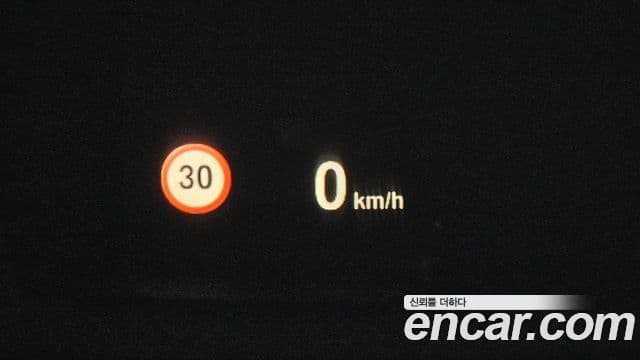 BMW 3 Series 2018 — Şəkil 16/20