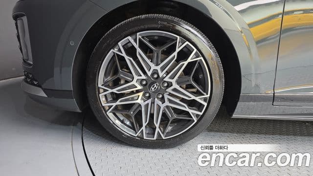 Hyundai Grandeur Hybrid 2023 — Photo 16/20