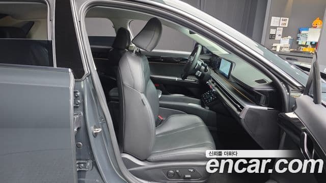 Hyundai Grandeur Hybrid 2023 — Photo 12/20