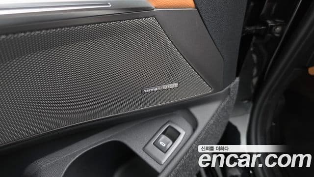 BMW 3 Series 2026 — Photo 2/36