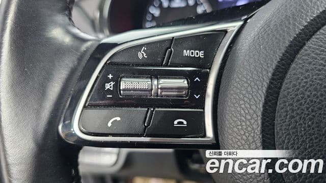 Kia Seltos 2020 — Şəkil 17/20