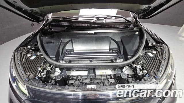 Mercedes-Benz EQE SUV 2023 — ფოტო 5/22