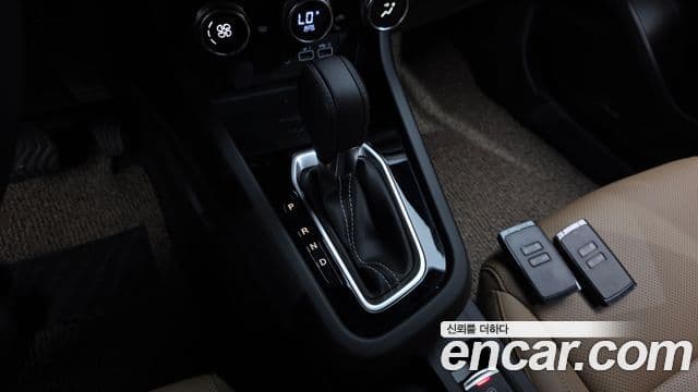 Renault Samsung Arkana 2025 — Şəkil 18/33