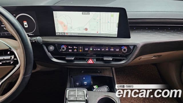 Kia K8 2023 — Şəkil 17/20