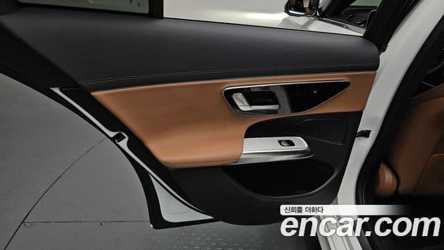 Mercedes-Benz E-Class 2025 — ფოტო 3/36