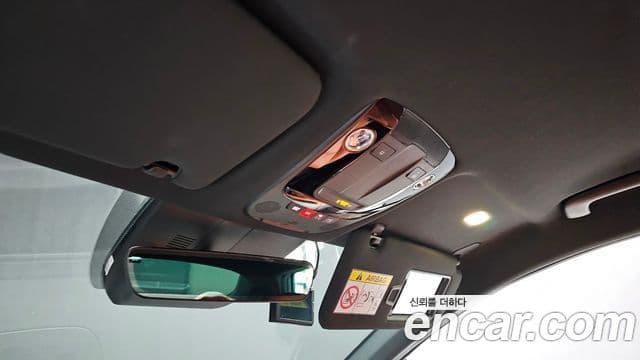 Kia K5 2025 — ფოტო 17/20
