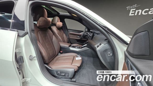 BMW 4 Series 2025 — Фото 10/20