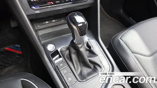Volkswagen Tiguan Allspace 2022 — ფოტო 7/20