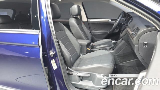 Volkswagen Tiguan Allspace 2022 — ფოტო 11/20
