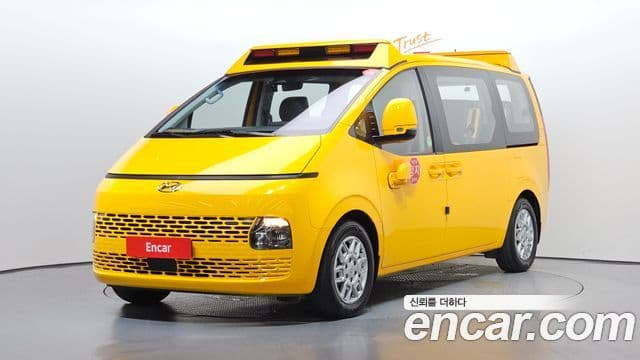 Hyundai Staria 2022 — Şəkil 1/20