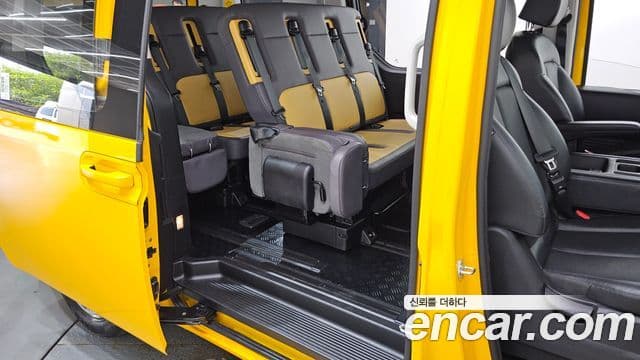 Hyundai Staria 2022 — Şəkil 12/20