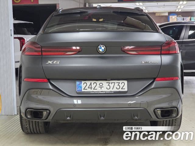 BMW X6 2025 — Photo 6/20