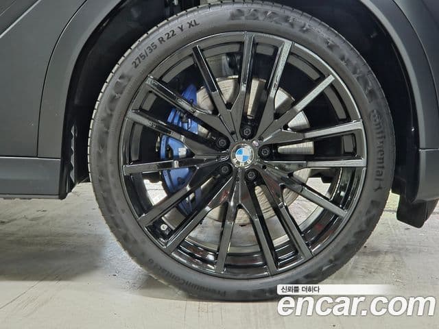 BMW X6 2025 — Photo 9/20