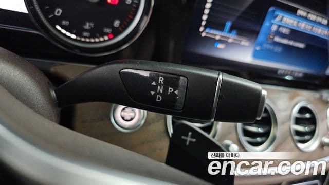 Mercedes-Benz E-Class 2019 — Фото 9/20