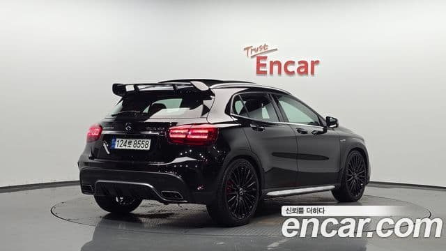 Mercedes-Benz GLA-Class 2018 — Фото 2/20