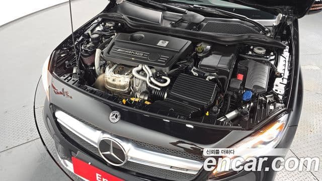 Mercedes-Benz GLA-Class 2018 — Фото 6/20