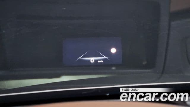 Genesis Electrified G80 2021 — Şəkil 17/20